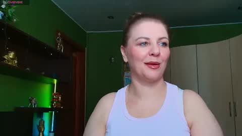 Snapshot of veronikawgold chatting on July 18, 7:01 am VeronikawGold online show from July 18, 7:01 am