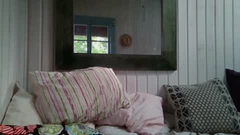 Snapshot of versatilexswede chatting on June 23, 4:27 pm John online show from June 23, 4:27 pm