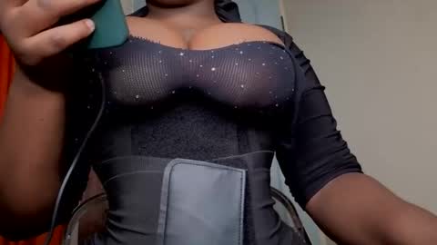 verygoodbadgirl_ebony online show from March 28, 5:51 am
