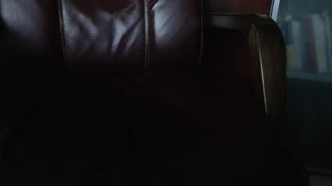 Erik online show from February 25, 10:58 am