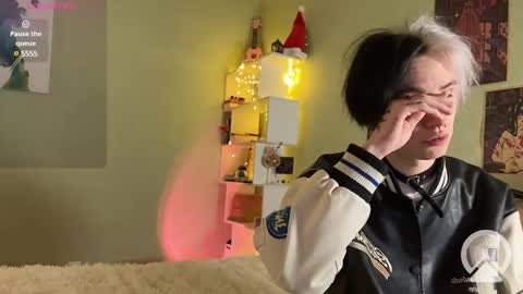 veryraretwins online show from February 5, 8:46 pm