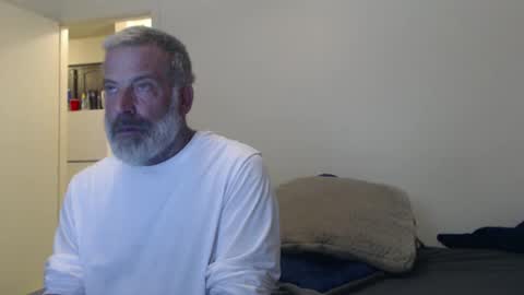 Snapshot of veryveryhairmanindenver chatting on January 23, 12:57 am hairy man online show from January 23, 12:57 am