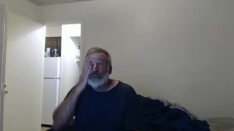 Snapshot of veryveryhairmanindenver chatting on October 10, 11:48 pm hairy man online show from October 10, 11:48 pm