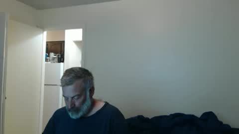 Snapshot of veryveryhairmanindenver chatting on October 20, 12:00 am hairy man online show from October 20, 12:00 am