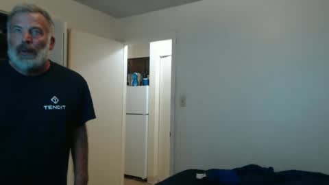 Snapshot of veryveryhairmanindenver chatting on February 27, 1:16 am hairy man online show from February 27, 1:16 am