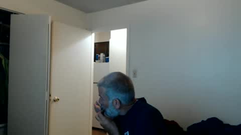 Snapshot of veryveryhairmanindenver chatting on March 2, 1:08 am hairy man online show from March 2, 1:08 am