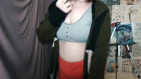 veryveryvery_shy online show from January 22, 7:03 am