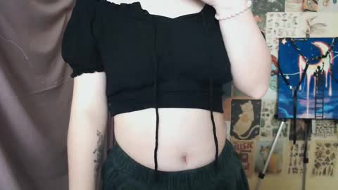 veryveryvery_shy online show from February 27, 6:50 am