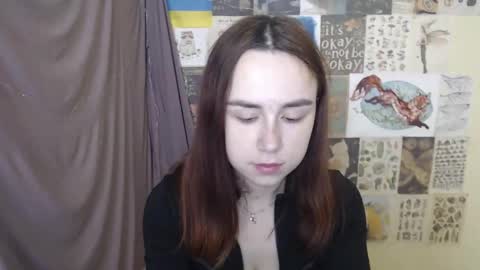 veryveryvery_shy online show from December 2, 6:19 am