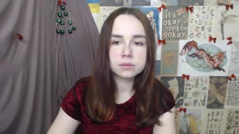 Snapshot of veryveryvery_shy chatting on January 15, 6:29 am veryveryvery_shy online show from January 15, 6:29 am