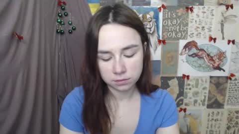 Snapshot of veryveryvery_shy chatting on January 16, 6:28 am veryveryvery_shy online show from January 16, 6:28 am