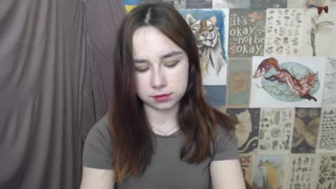 Snapshot of veryveryvery_shy chatting on February 2, 6:45 am veryveryvery_shy online show from February 2, 6:45 am