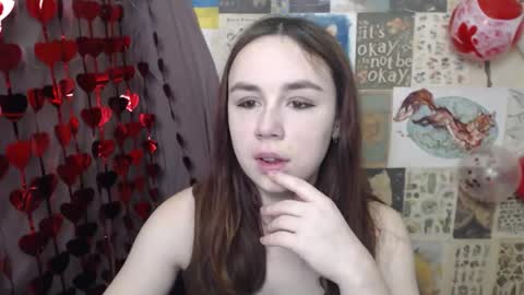 Snapshot of veryveryvery_shy chatting on February 11, 7:13 am veryveryvery_shy online show from February 11, 7:13 am