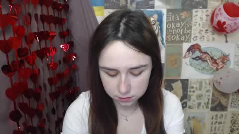 Snapshot of veryveryvery_shy chatting on February 19, 7:15 am veryveryvery_shy online show from February 19, 7:15 am