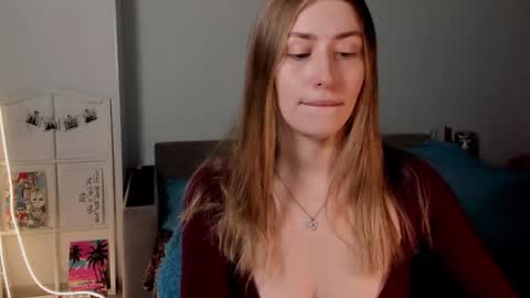 Snapshot of vespera_celeste chatting on January 15, 11:26 am Celeste online show from January 15, 11:26 am