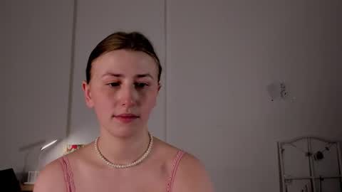 Snapshot of vespera_celeste chatting on February 27, 12:43 am Celeste online show from February 27, 12:43 am