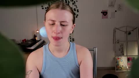 Snapshot of vespera_celeste chatting on March 1, 12:40 pm Celeste online show from March 1, 12:40 pm