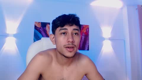 Vezx online show from March 25, 6:36 pm