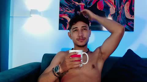 Vezx online show from April 10, 6:34 pm