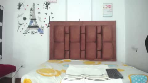 Frida online show from October 2, 7:54 pm