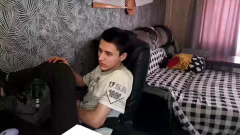 vialeras online show from February 13, 7:24 am