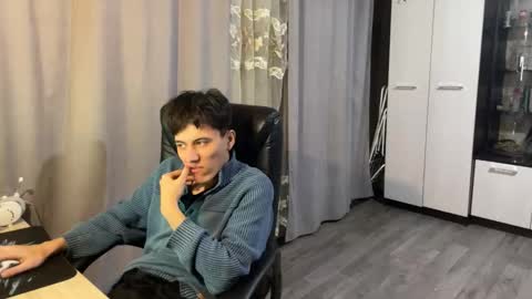 vialeras online show from December 23, 12:41 am