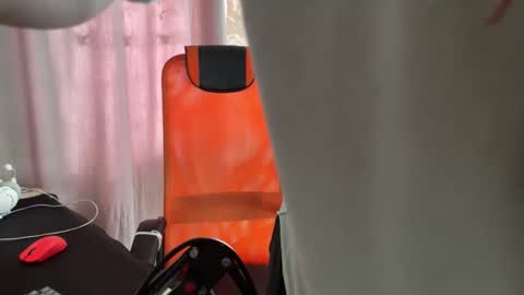 vialeras online show from February 3, 8:08 am