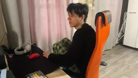 vialeras online show from March 4, 10:10 am