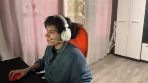 vialeras online show from March 6, 2:41 am