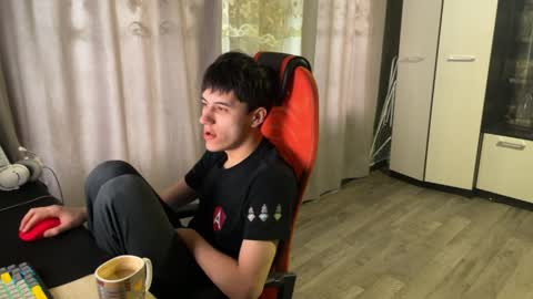 vialeras online show from March 30, 1:50 am