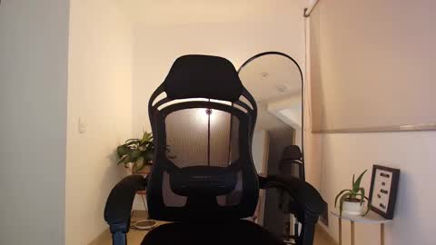 Vianca Cruz online show from November 19, 1:33 pm