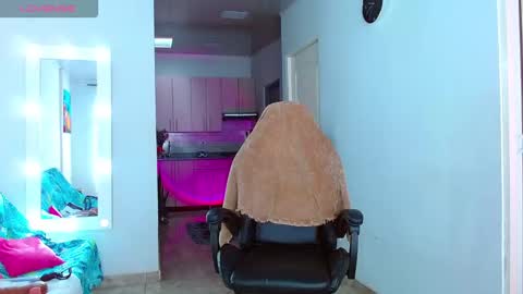 Ariana  online show from February 15, 7:21 pm