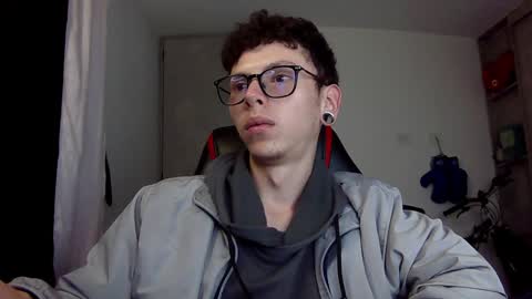 Vicent Brais online show from December 18, 8:53 am