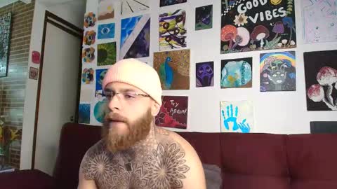 Snapshot of vickingcock7 chatting on October 18, 8:15 am vickingcock7 online show from October 18, 8:15 am