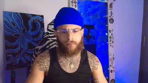 Snapshot of vickingcock7 chatting on January 6, 5:00 am vickingcock7 online show from January 6, 5:00 am