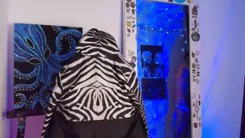 Snapshot of vickingcock7 chatting on January 13, 5:57 am vickingcock7 online show from January 13, 5:57 am