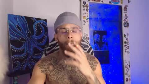 Snapshot of vickingcock7 chatting on January 14, 5:46 am vickingcock7 online show from January 14, 5:46 am