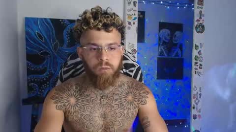 Snapshot of vickingcock7 chatting on February 18, 5:14 am vickingcock7 online show from February 18, 5:14 am