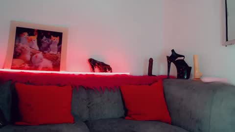 vicky_gill_ online show from September 18, 3:14 pm