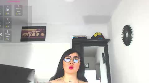 Vicky  online show from January 13, 11:04 am