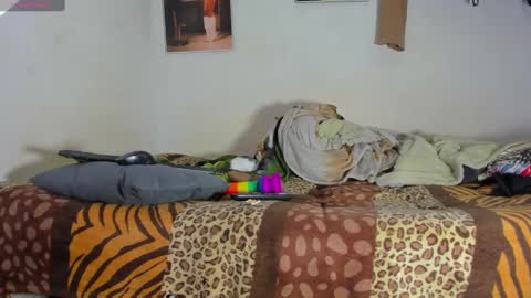Snapshot of vicky_hotteei chatting on January 11, 8:43 am vicky manuela online show from January 11, 8:43 am