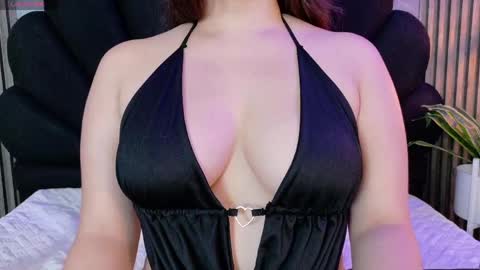 vicky_lopezz_ online show from May 8, 2:39 am