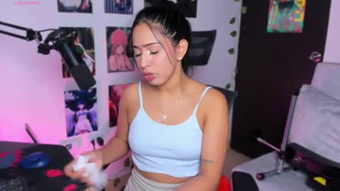 Snapshot of vickysth1 chatting on September 30, 10:37 pm VICTORIA 3 online show from September 30, 10:37 pm