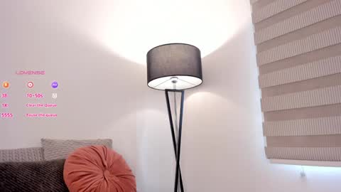 Victoria  online show from December 20, 4:57 pm