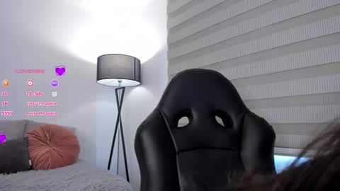 Victoria  online show from February 16, 4:21 pm