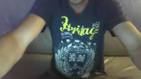 Snapshot of victor_1486 chatting on September 19, 8:31 pm victor_1486 online show from September 19, 8:31 pm