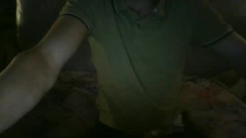 Snapshot of victor_1486 chatting on February 22, 12:01 am victor_1486 online show from February 22, 12:01 am