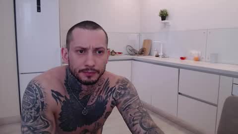 Snapshot of victor_rhino chatting on February 11, 9:25 am Victor rhinoff online show from February 11, 9:25 am