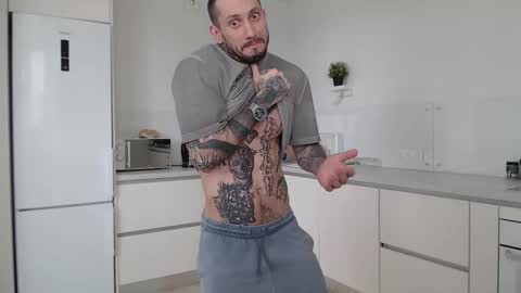 Snapshot of victor_rhino chatting on February 16, 10:33 am Victor rhinoff online show from February 16, 10:33 am