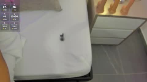 Victoria online show from December 4, 2:43 am